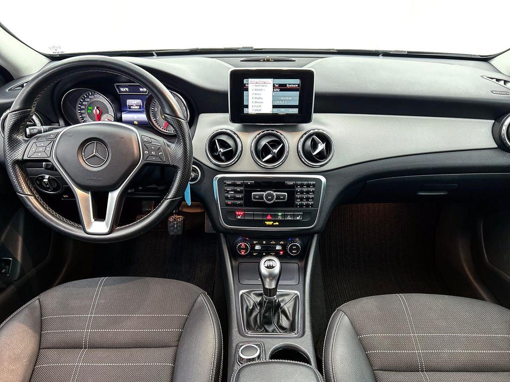 Mercedes-Benz GLA-Klasse 180 Urban Line Verwarmde Zetels | A, Autos, Mercedes-Benz, Argent ou Gris, Euro 6, 5 portes, 1200 kg