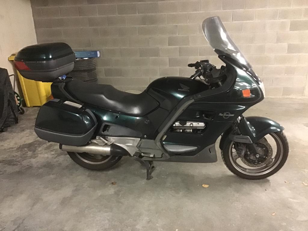 Honda Pan European ST 1100 in mooie staat, Motoren, Motoren | Honda, 4 cilinders, Motorrijbewijs A, Particulier, Meer dan 35 kW