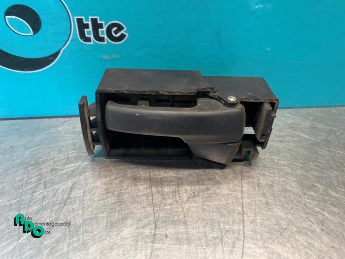 Portiergreep 2Deurs links van een Ford Transit Connect (Tran, Auto-onderdelen, Carrosserie, Gebruikt, -, -, Ophalen of Verzenden