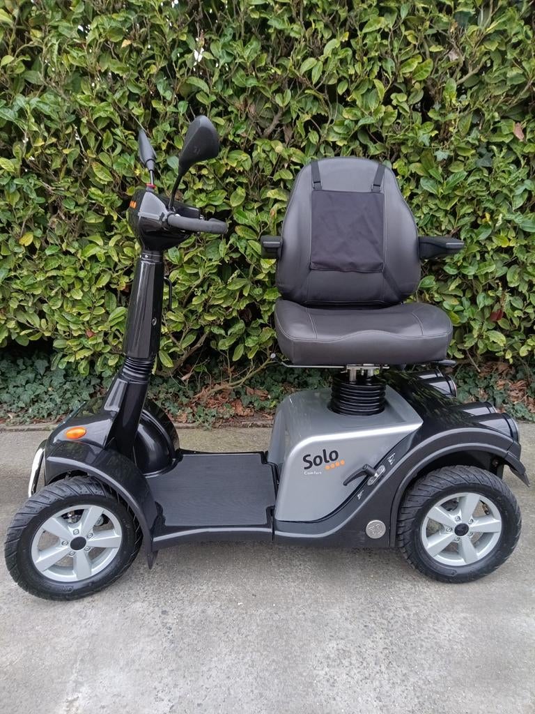 Scootmobiel SOLO 4 COMFORT Bouwjaar 6/2021 (GRATIS LEVERING), Ophalen of Verzenden, Zo goed als nieuw, Elektrische rolstoel