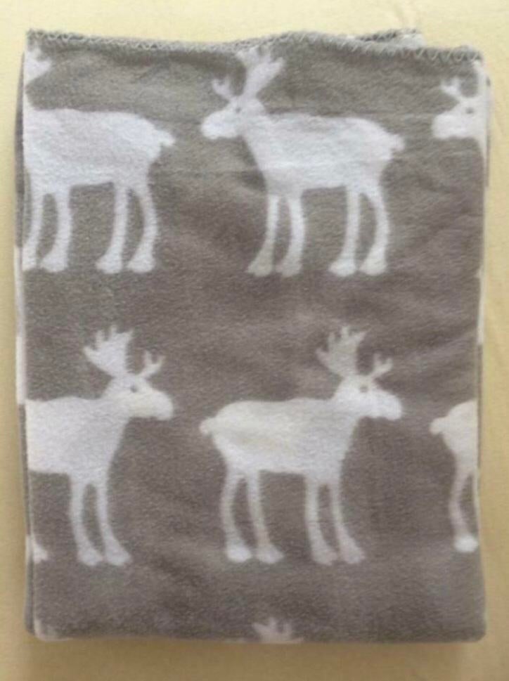 couverture polaire douce 120x160 en forme de renne, Maison & Meubles, Accessoires pour la Maison | Plaids & Couvertures, Enlèvement
