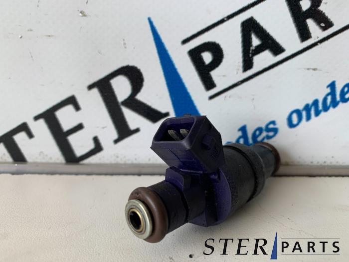 Injector (benzine injectie) van een Mercedes S-Klasse, Auto-onderdelen, Brandstofsystemen, Mercedes-Benz, Gebruikt, 3 maanden garantie