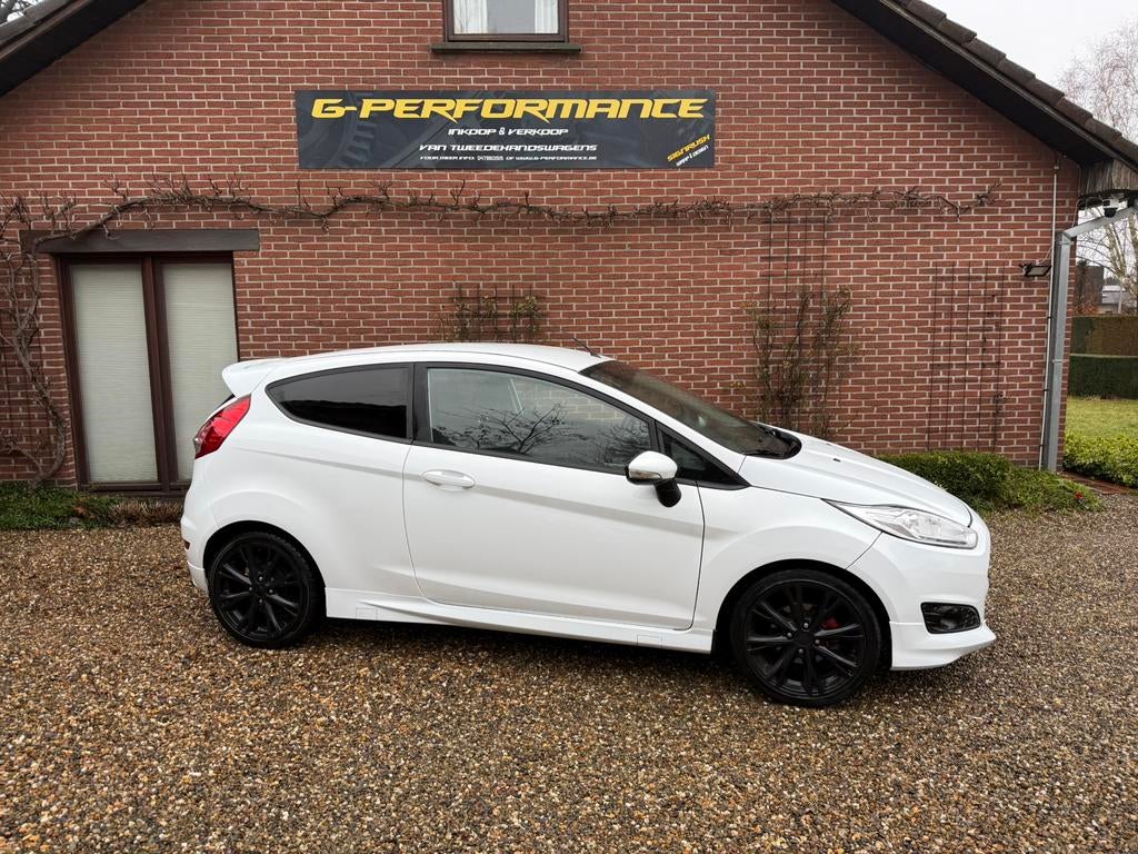 Ford fiesta st-line gekeurd voor verkoop, Auto's, Voorwielaandrijving, Euro 5, Stof, Wit