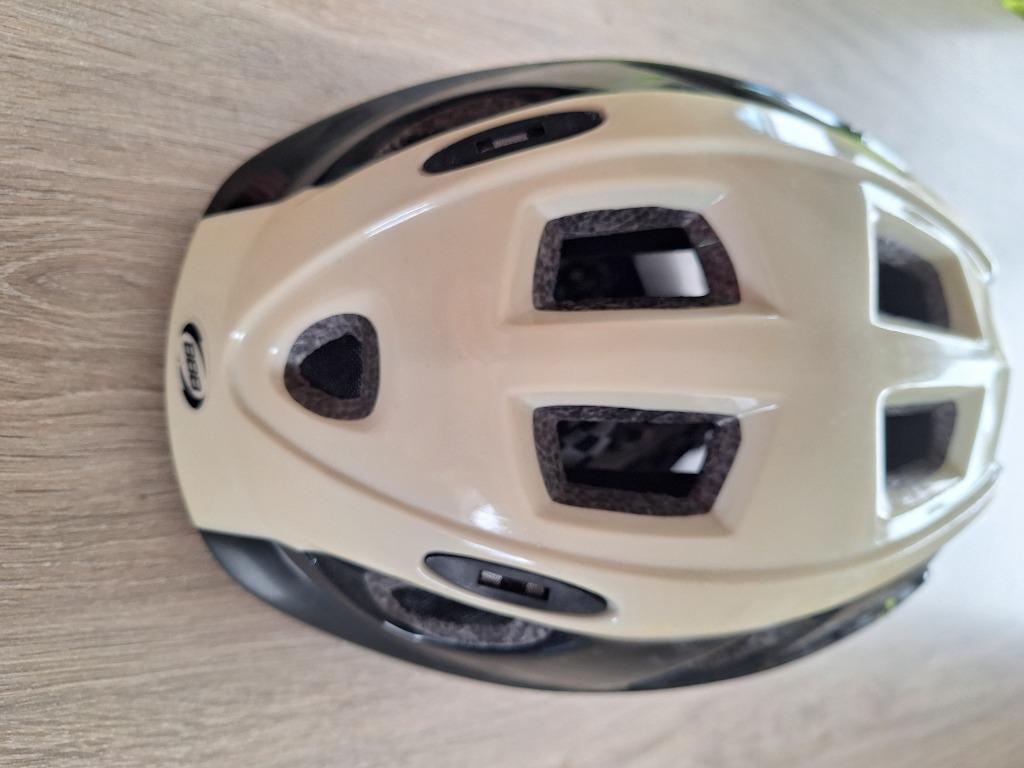 fietshelm politie maat S, Fietsen en Brommers, Fietsaccessoires | Fietshelmen, Ophalen of Verzenden, Gebruikt, S, Jongen