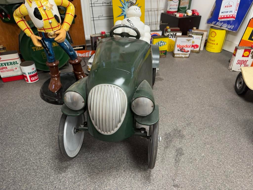 Ancienne voiture à pédales en métal, Antiquités & Art, Enlèvement