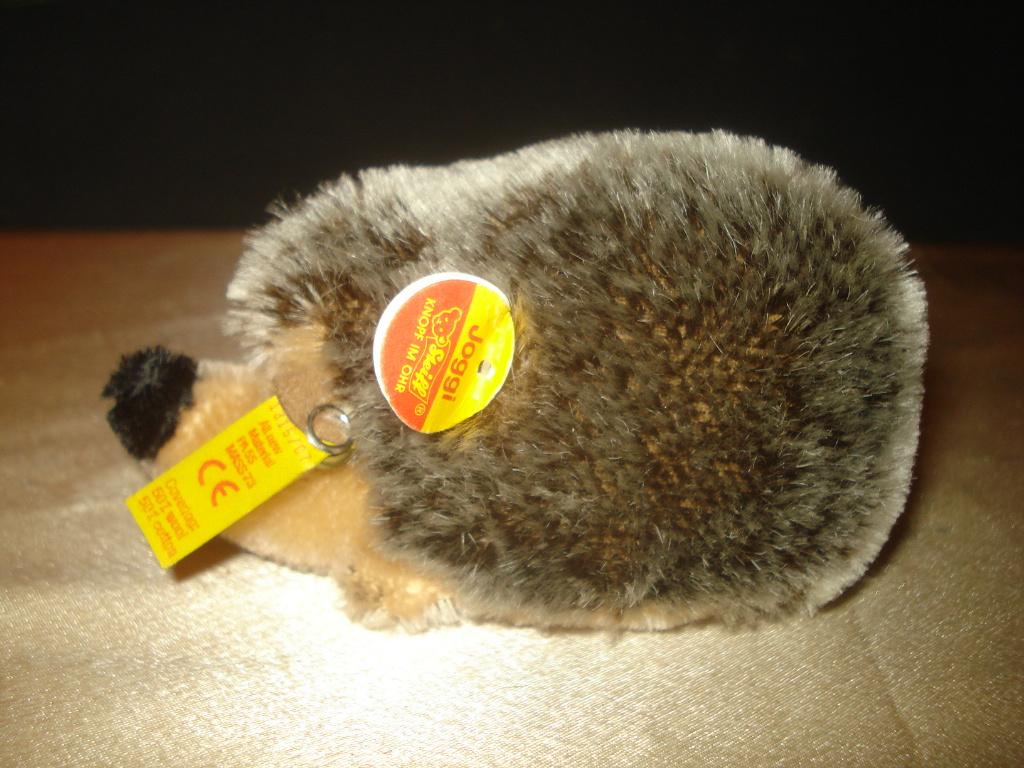 STEIFF Hérisson Joggi 12 cm de Long Vintage Très Bon Etat, Collections, Ours & Peluches, Enlèvement ou Envoi, Comme neuf, Autres types