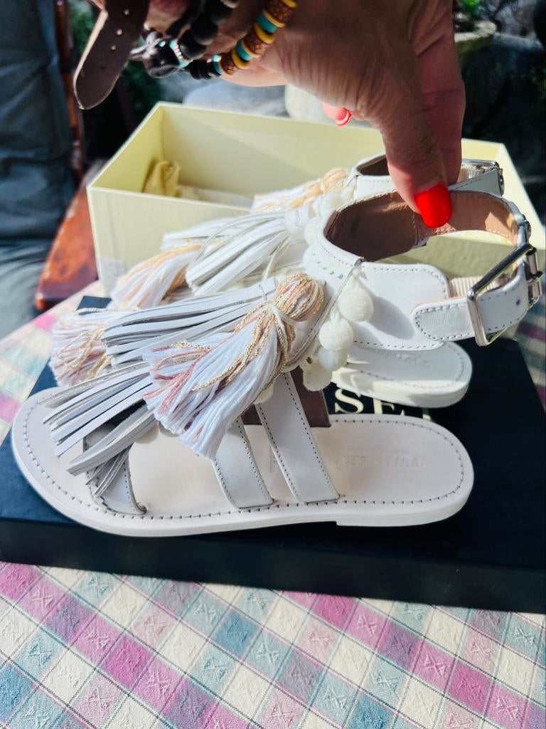 Sandalen wit leder maatje 36 Merk Twiset te klein gekocht, Sandalen, Wit, Twinset, Ophalen of Verzenden