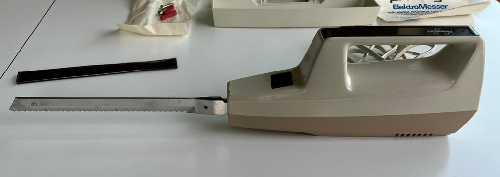 Couteau électrique Privileg  (Vintage, jamais utilisé) mural, Comme neuf