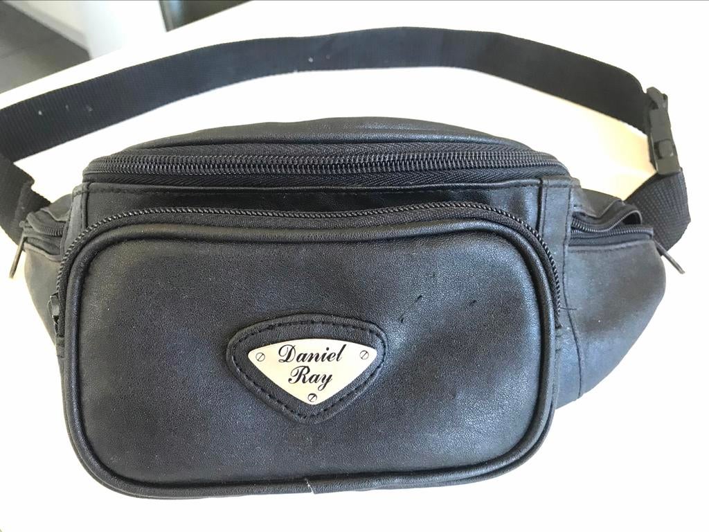 Sac banane de marque Daniel Ray, simili cuir noir, Utilisé