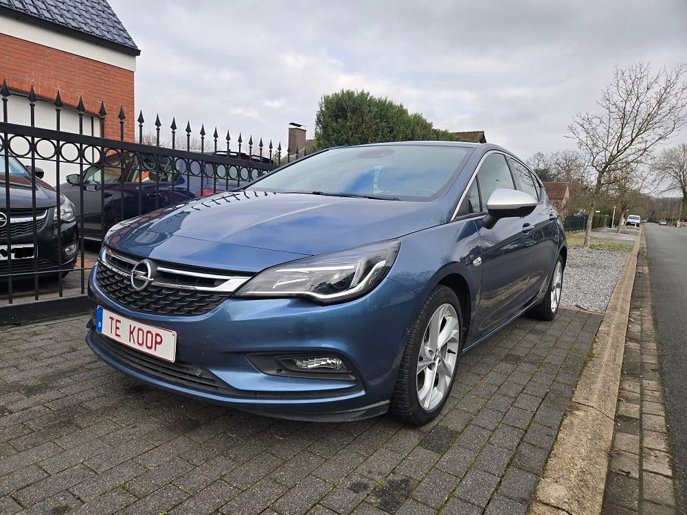 Opel Astra 1.4 Turbo Innovation, Autos, Achat, Entreprise, Garantie prolongée, Boîte manuelle