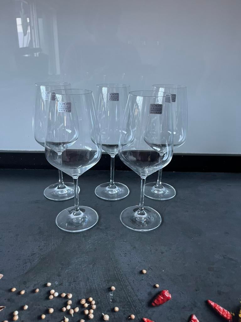 Wijn glazen van merk schott zwiesel, Ophalen, Zo goed als nieuw, Overige typen