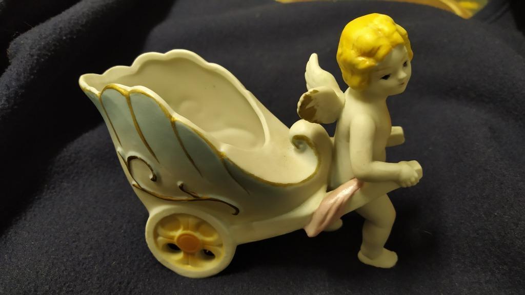 petite statuette en biscuit, Antiquités & Art, Enlèvement ou Envoi