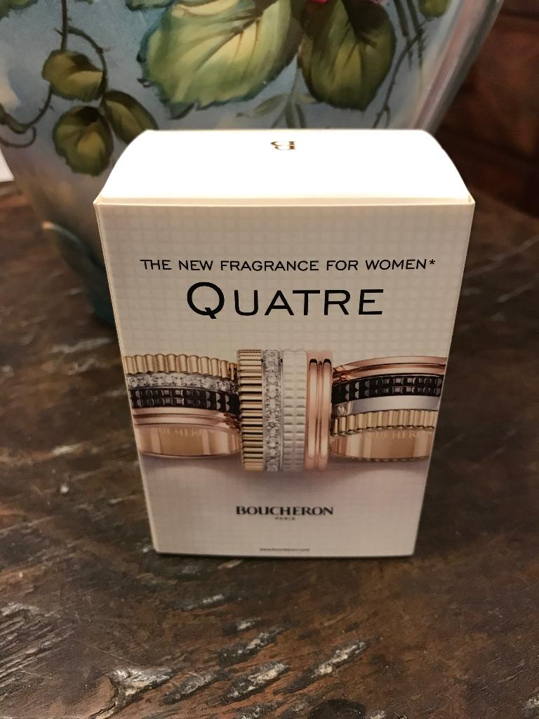 Boucheron Parfum Dames, Verzamelen, Ophalen of Verzenden, Zo goed als nieuw, Parfumfles