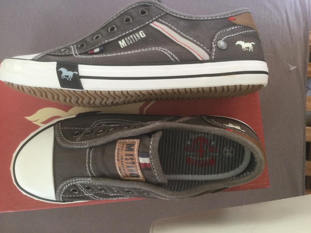 Kledij+ Schoenen  140 tot 162 ( merken), Merkkledij diverse, Jongen of Meisje, Ophalen of Verzenden, Zo goed als nieuw