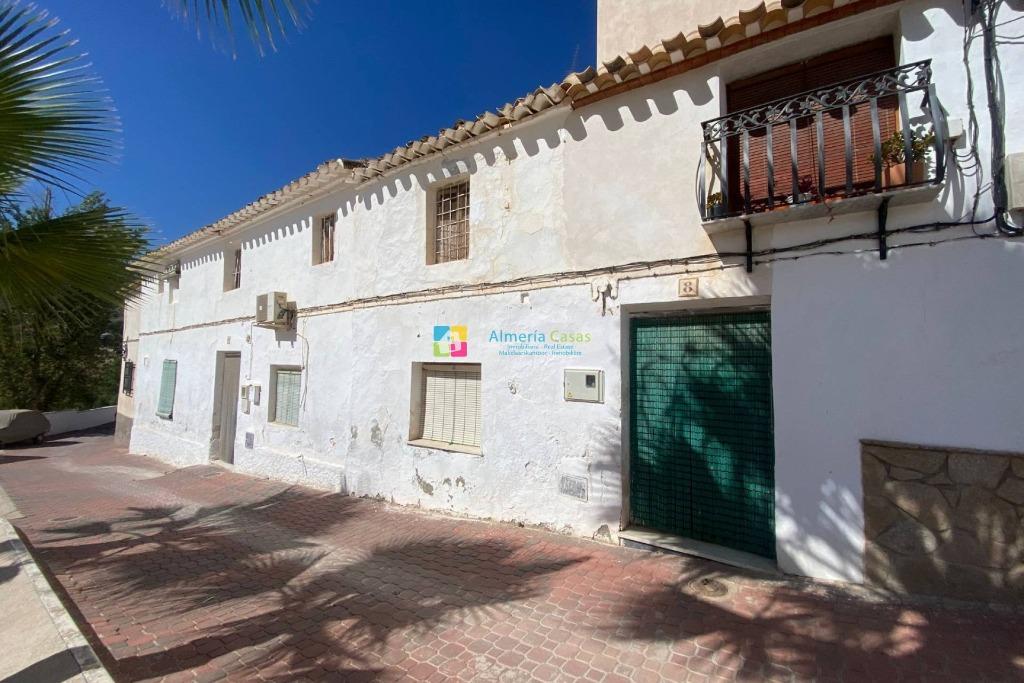 Spanje (Andalusië)-  dorpswoning met 4slpkmrs -2bdkms, Immo, Buitenland, Spanje, Woonhuis, Dorp