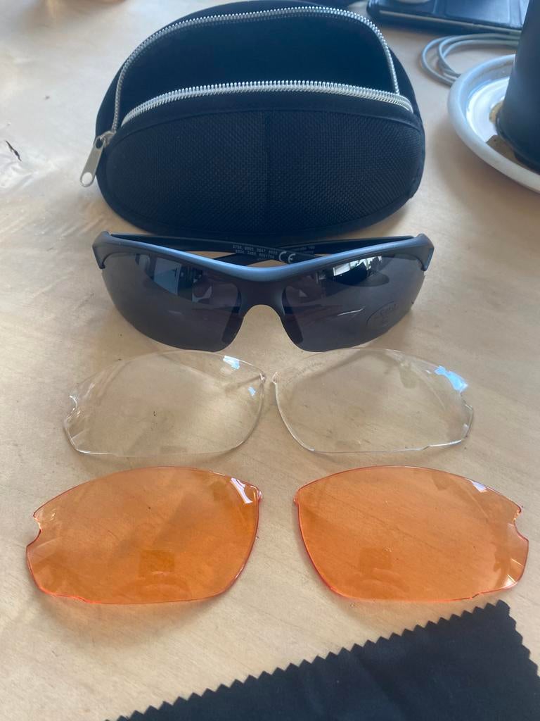 Zonnebril black niemcy wiley X  duits kwaliteit, Verzenden, Zo goed als nieuw, Zonnebril