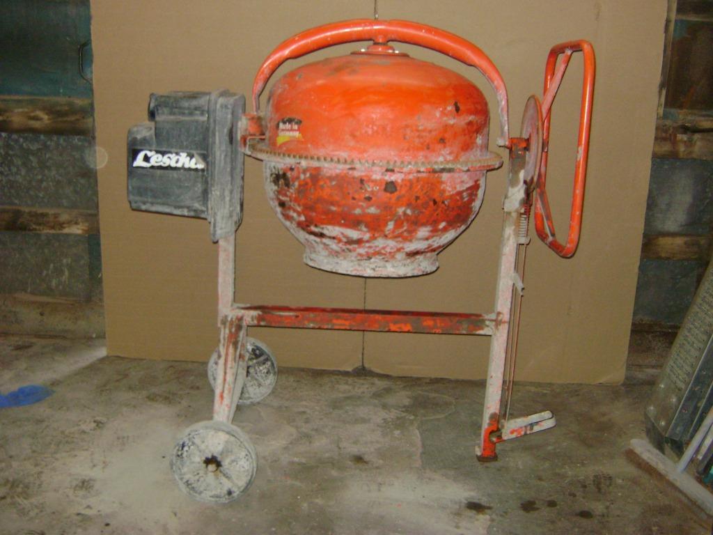 betonmolen(s)  2 stuks o.a. Lescha in perfecte staat !!!, Doe-het-zelf en Bouw, Ophalen