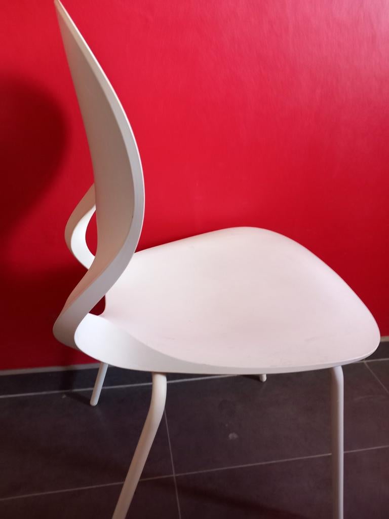 Pikaia kristalia chair -> 35€, Huis en Inrichting, Stoelen, Ophalen of Verzenden, Gebruikt, Blauw, Metaal