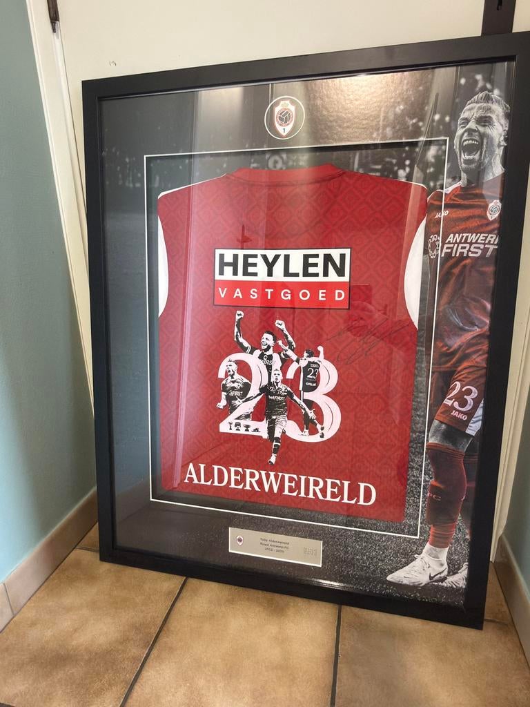 Uniek retirement/herdenkingskader van Toby Alderweireld, Verzamelen, Sportartikelen en Voetbal, Ophalen, Nieuw