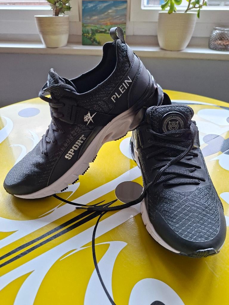 Sneakers Philipp plein maat 42, Kleding | Heren, Schoenen, Zwart, Nieuw, Ophalen of Verzenden, Sneakers