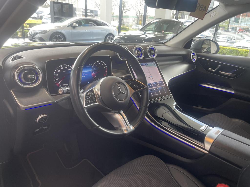 Mercedes-Benz GLC 200 4MATIC Business Line + CARPLAY + LED +, Auto's, Automaat, Stof, Gebruikt, Zwart