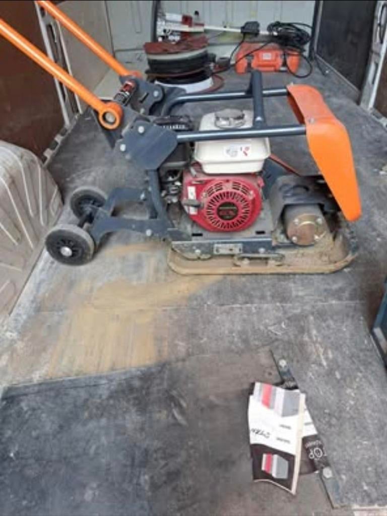 Trilplaat Altrad Belle, Enlèvement