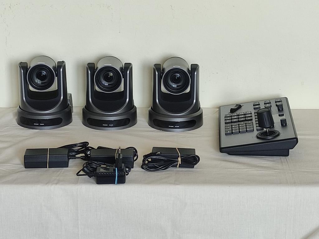 3x PTZOPTICS Streaming HDTV PTZ IP Cameras + IP Controller, Envoi, Comme neuf