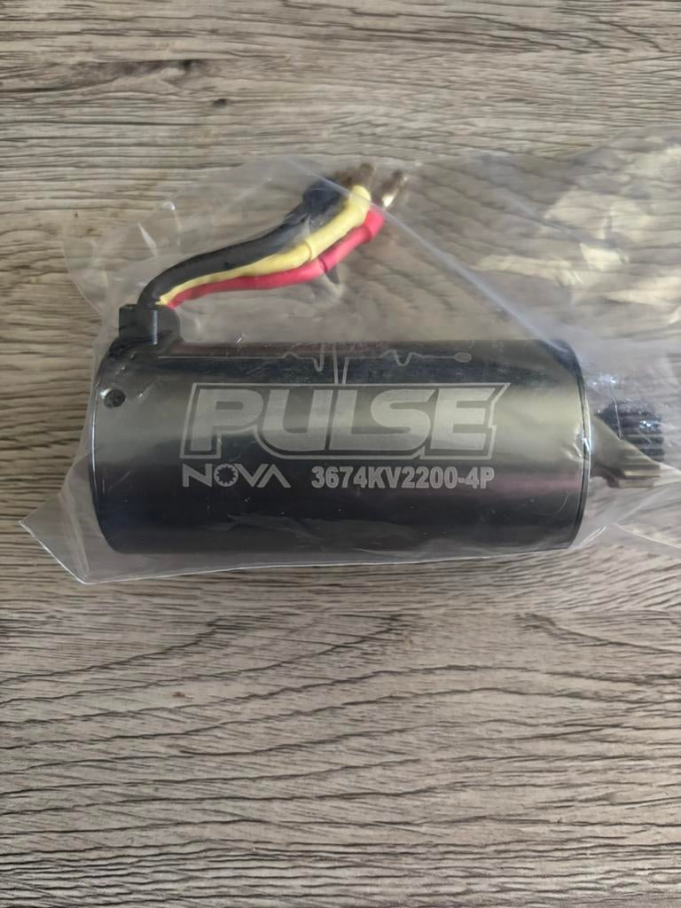 Rc, Hobby en Vrije tijd, Ophalen, Zo goed als nieuw, Motor