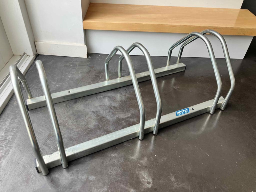 Râtelier 3 vélos Mottez, Vélos & Vélomoteurs, Enlèvement, Utilisé