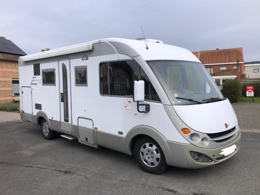 Burstner i695 Élégance, Caravanes & Camping, Camping-cars, Jusqu'à 4, 6 à 7 mètres, Caméra de recul, Toilette à cassette