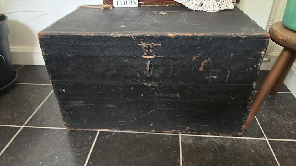 Houten oude koffer, Enlèvement, Utilisé