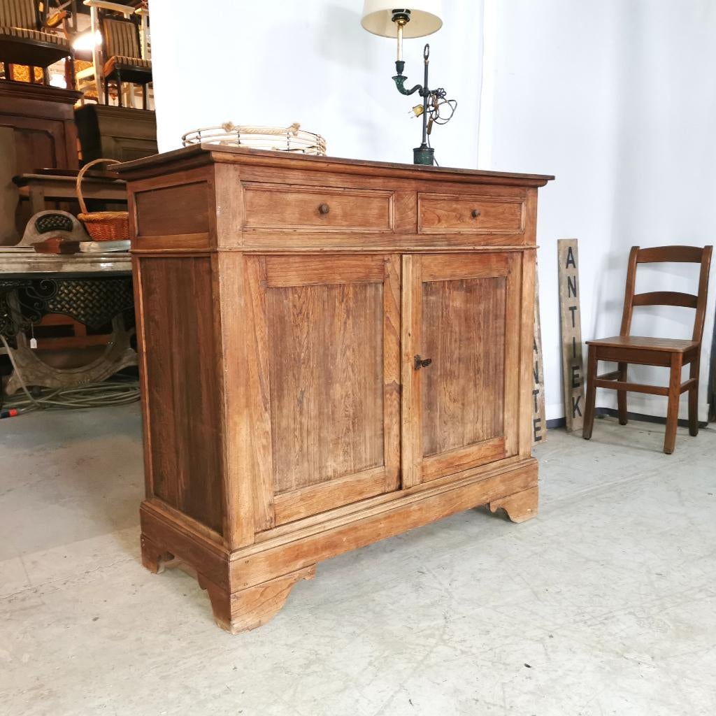 Armoire de ferme ancienne en bois d'orme L 121 H 110 P 51, Antiquités & Art, Enlèvement
