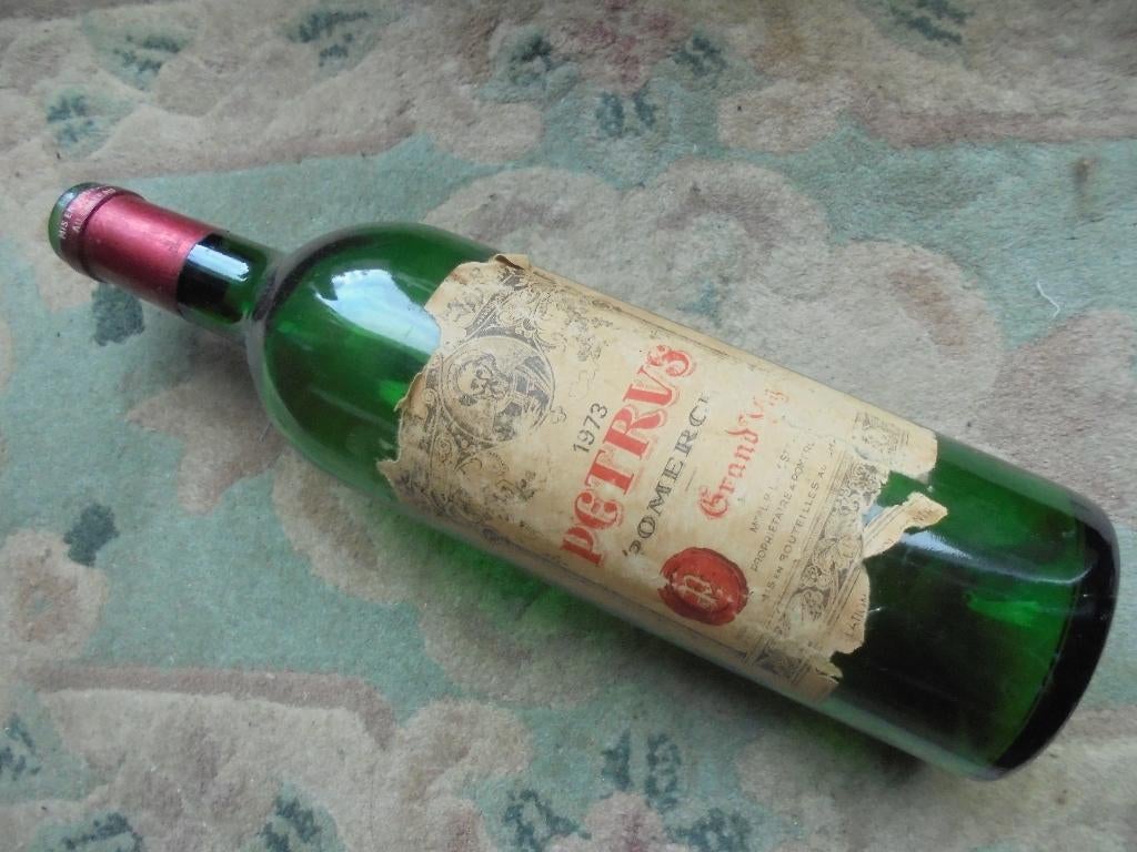 originele wijnfles Petrus 1973 pomerol, Verzamelen, Wijnen, Ophalen, Gebruikt, Frankrijk, Rode wijn