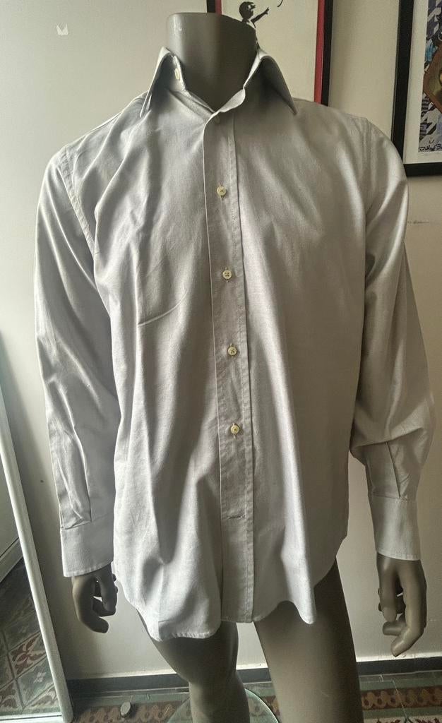 Yves Saint Laurent chemise coton gris clair 39-15,5, Vêtements | Hommes, Chemises, Enlèvement ou Envoi, Comme neuf, Gris, Tour de cou 39/40 (M)