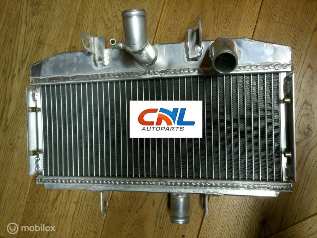 Radiateur Suzuki GT750 GT 750 1972-1977 73 74 75 76, Motoren, Nieuw, Ophalen of Verzenden