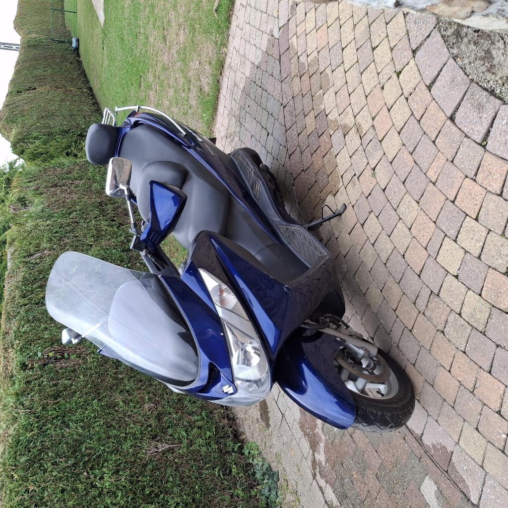 Suzuki Burgman AN 400, Motos, Scooter, Particulier, 400 cm³, 12 à 35 kW