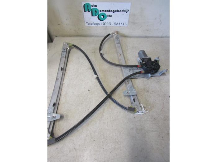 Mécanique vitre 4portes avant droite d'un Citroen Xsara Pic, -, 3 mois de garantie, Utilisé, -