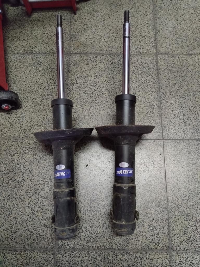 Atec schokdempers golf 2 voor, Enlèvement