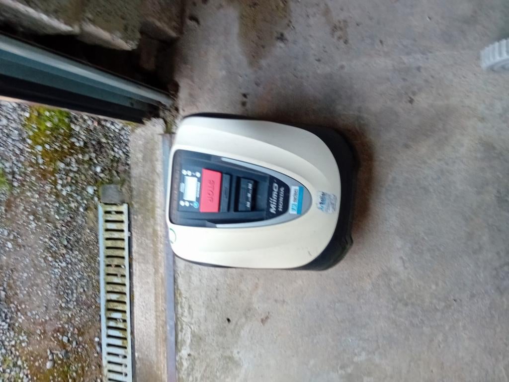 Robotmaaier, Enlèvement