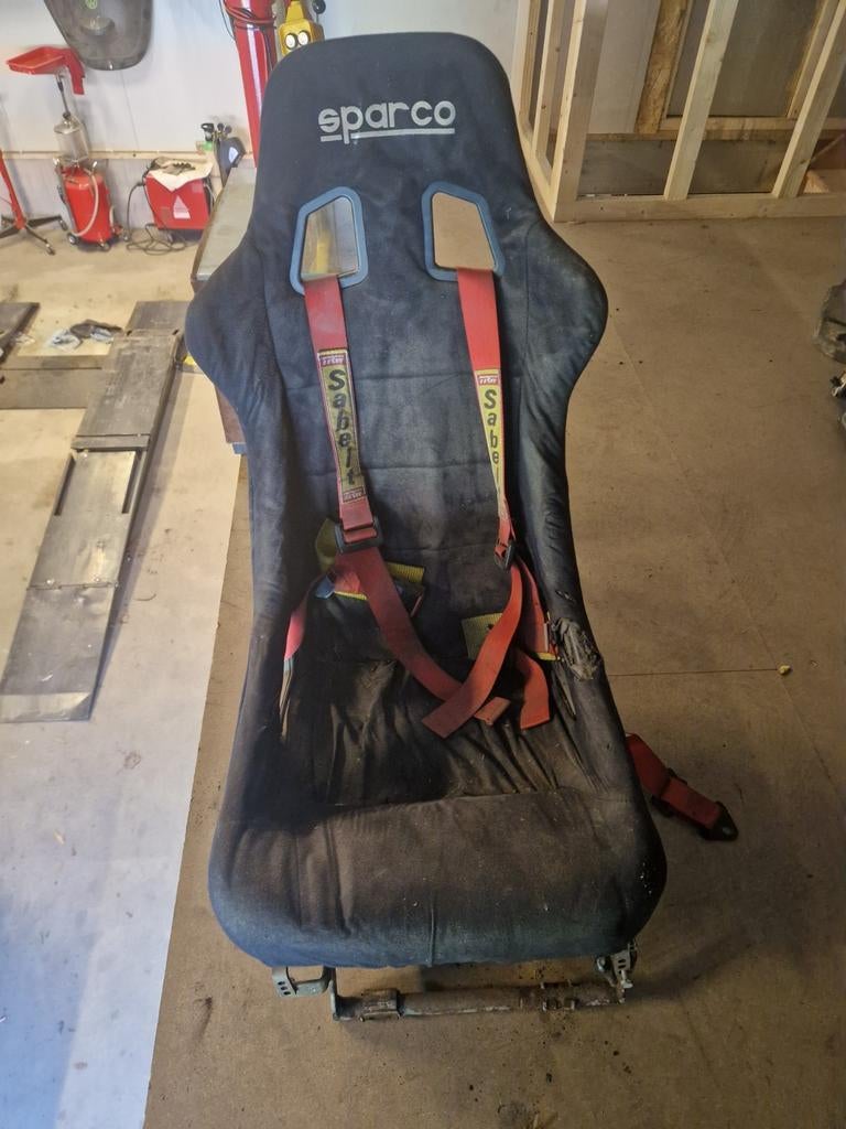 Kuipzetel + 4punts gordel Sparco, Ophalen, Gebruikt