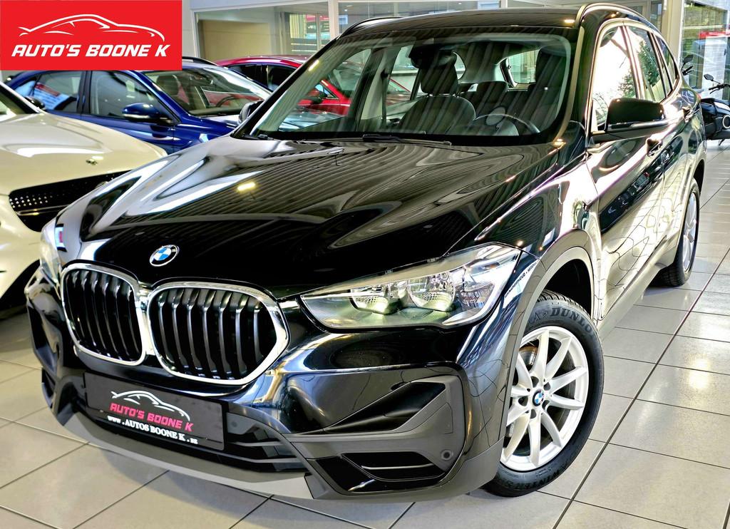 BMW X1 X1 1.5i sDrive18/ Navigatie / Parkeesensoren / PDC, Auto's, BMW, X1, 135 pk, Gebruikt, https://public.car-pass.be/vhr/0b9ba742-7ebd-4fb4-a1af-3fb4136d7b30
