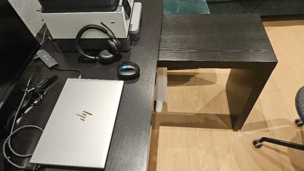 Malm Bureau tafel en Malm Ladblok - Donker Bruin, Enlèvement, Utilisé