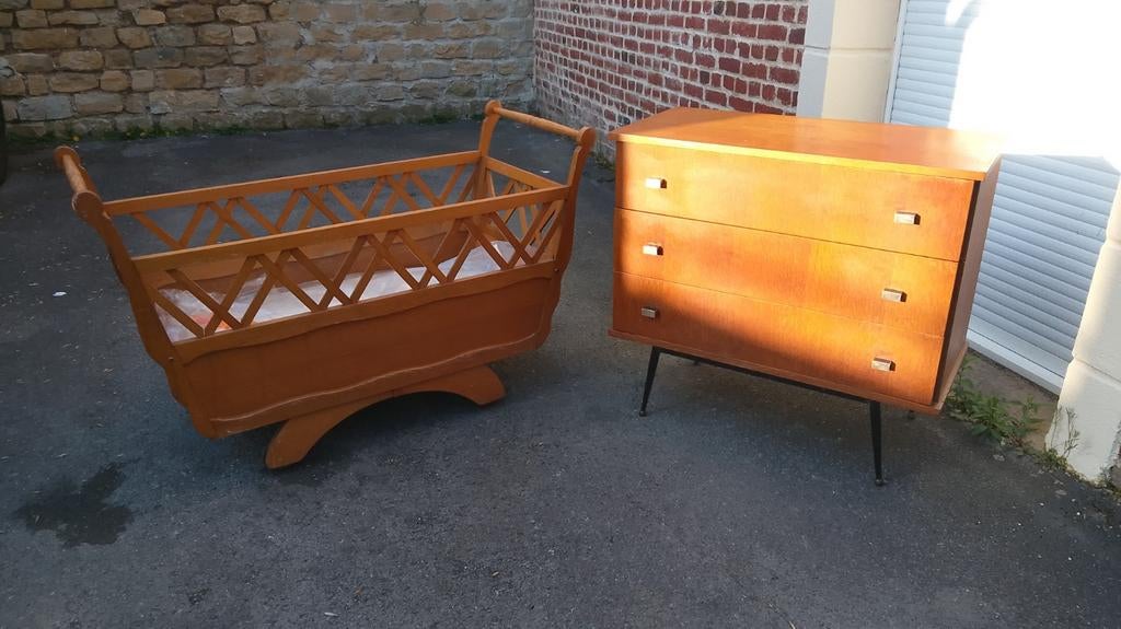 Lit bébé et commode vintage époque scandinave année 60, Enlèvement