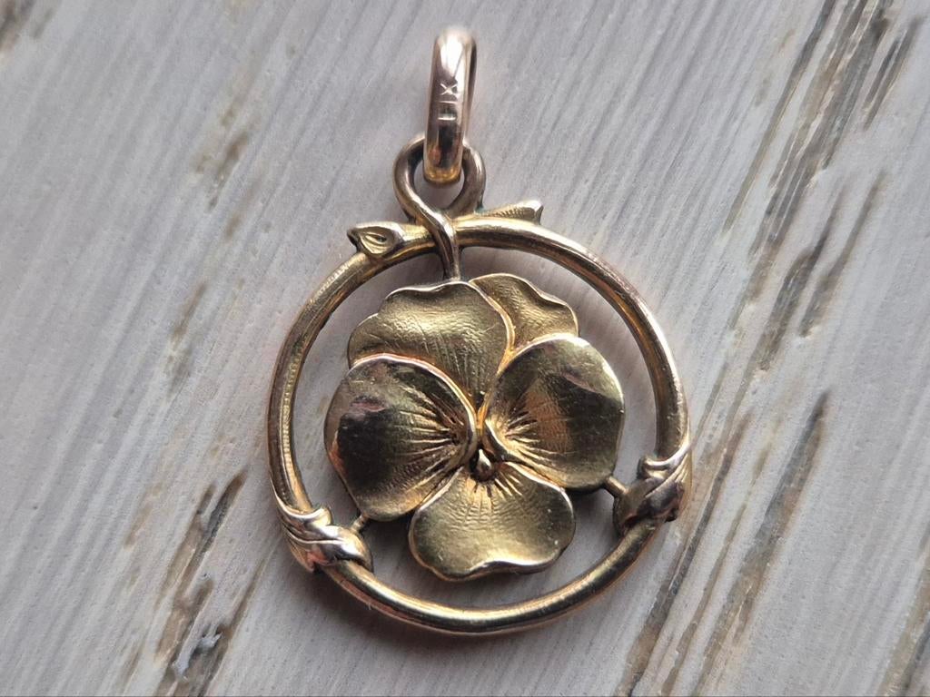 Pendentif ancien Art Nouveau “Pensée” – Plaqué or, Enlèvement ou Envoi, Utilisé, Or, Or