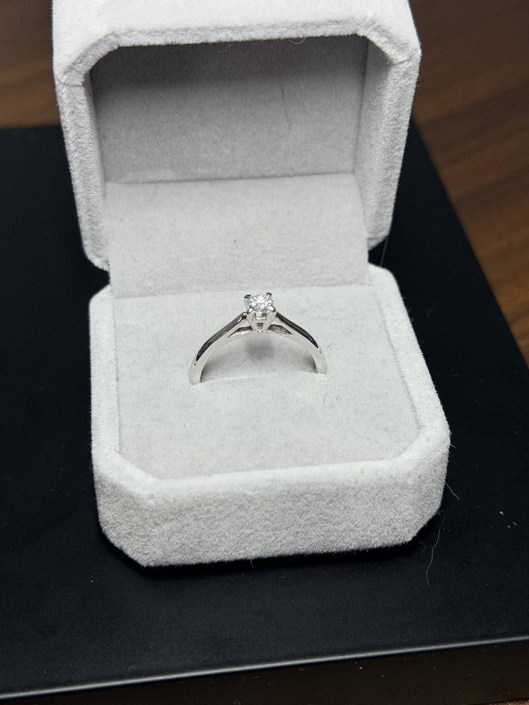 Bague Neuve Diamant Naturels 0,24 ct OR18K + Certificat, Bijoux, Sacs & Beauté, Bagues, Neuf, Plus petit que 17, Or, Enlèvement