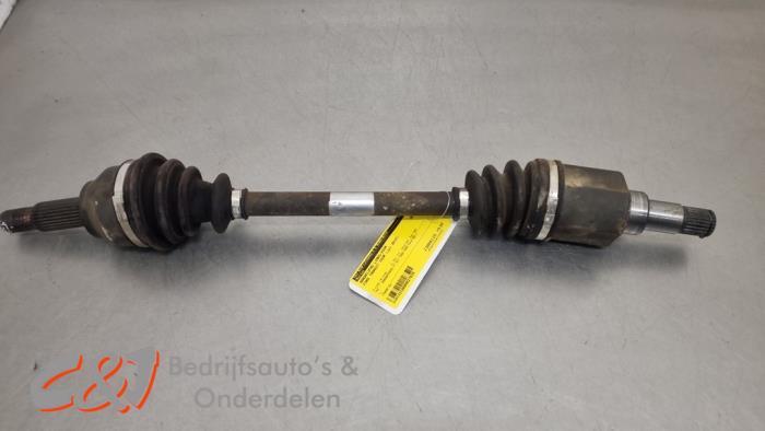 Arbre de transmission avant gauche d'un Ford Transit Courier, Autos : Pièces & Accessoires, Freins & Transmission, -, 3 mois de garantie