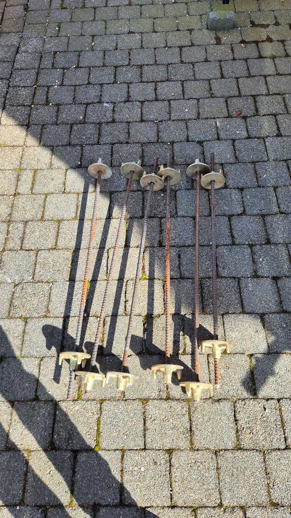 bekistingsstang en moer 6 stuks, Bricolage & Construction, Quincaillerie & Fixations, Enlèvement, Utilisé, 250 mm ou plus, Autres types