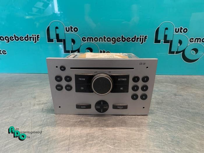 Radio/Lecteur CD d'un Opel Meriva (Meriva 03-), -, Opel, 3 mois de garantie, Utilisé