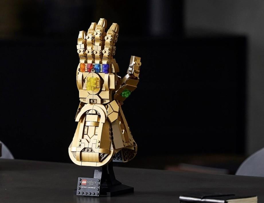 LEGO 76191 Infinity Gauntlet Marvel Avengers <NEW/SEALED>, Collections, Statues & Figurines, Neuf, Fantasy, Enlèvement ou Envoi