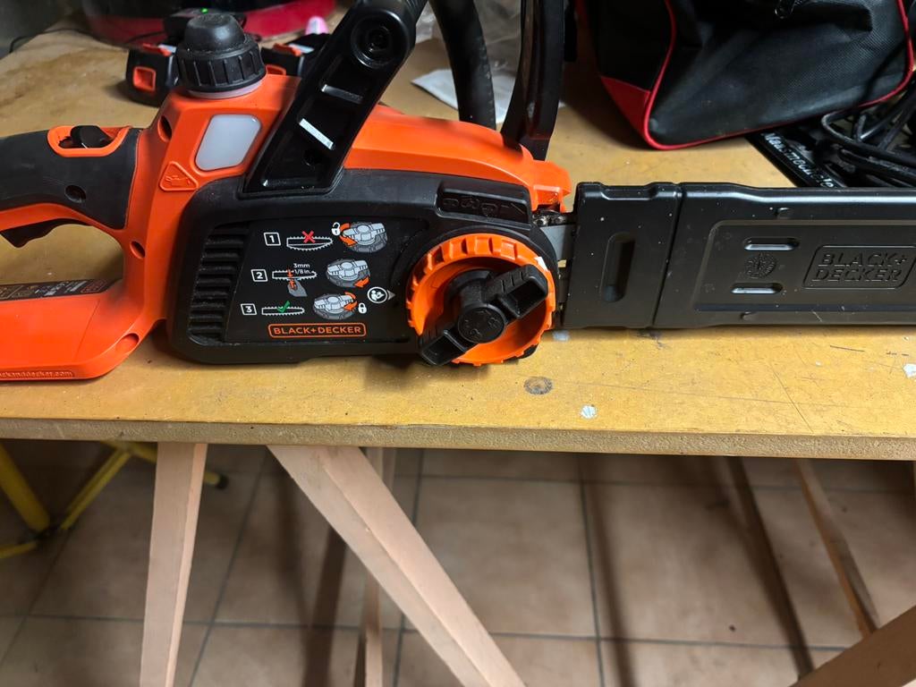 Kettingzaag, Ophalen, Zo goed als nieuw